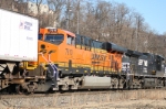 BNSF 7610